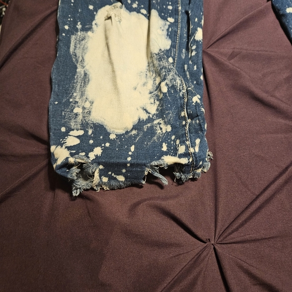 Jeans - Picture 3 of 6